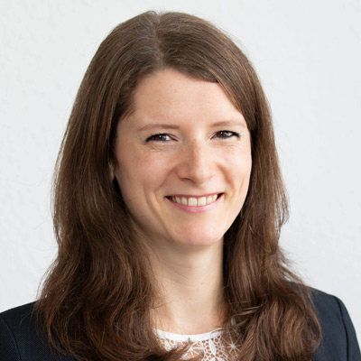 Porträt von Dr. Eva Kiefhaber